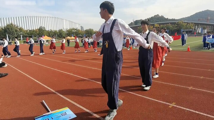 Rumah Indah Mickey Mouse & Mari Bahagia Bersama Upacara Penerimaan Temu Olahraga 2020 untuk Kelas 1,