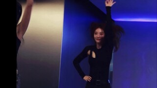 喻言再跳《Yes！Ok！》，青春制作人都给我集合！
