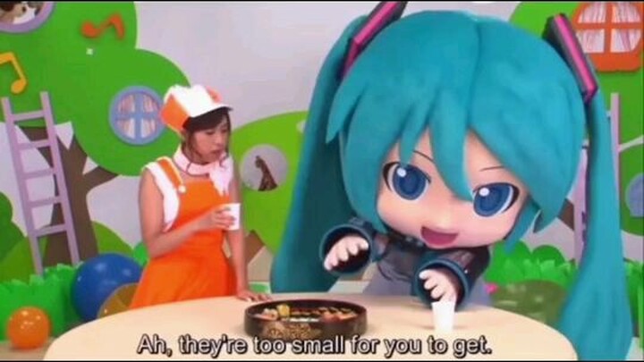 poor miku..