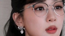 วิดีโอล่าสุดของ Yang Zi รู้สึกแตกต่างไปจากเมื่อก่อน