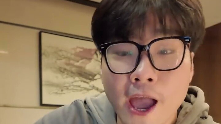 ลูกวอลเลย์บอล 100 ช็อตถูกดึงออกโดยไม่ดู คนๆ นั้นก็ชาไป...