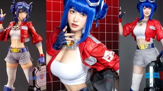 Beautiful girl cosplays as Transformers! Optimus Prime x Yamashita Toshiya x Kotobukiya