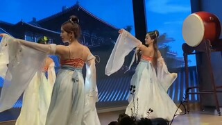 白天挣钱晚上花，一分都不带回家！