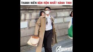 Thanh Niên Bận Rộn Nhất Hành Tinh