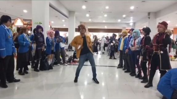 acara Gathering Enstars Di Event Midori Fest, Aku yang rambut coklat dan sendirian pasti