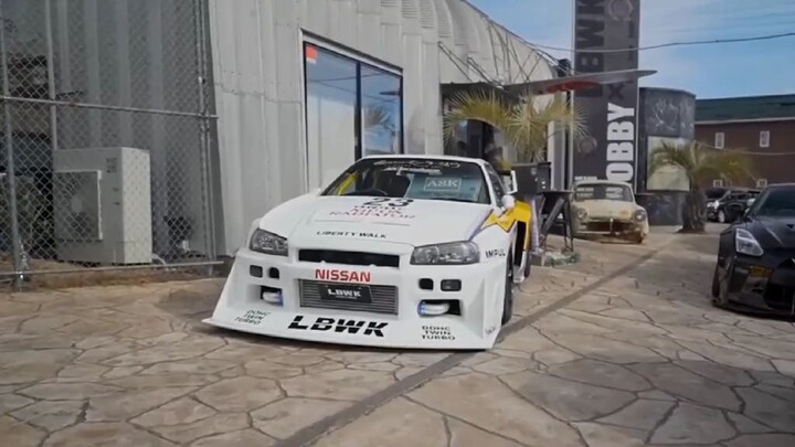 sekarang kita ada di LIBERTY WALK