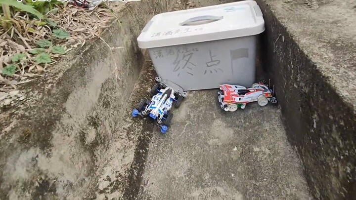 [Xiaosha Cup 4WD Wild Racing Championship] 4WD Brothers vs 4WD Boys, Drainage Ditch Battle, Episode 