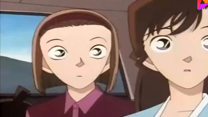 Shinichi rejected his senior's confession and only liked Xiaolan. What a sincere feeling!