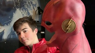 [cosplay] Setelan Flash dengan restorasi tingkat tinggi