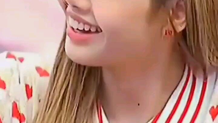 Lisa💜🦋