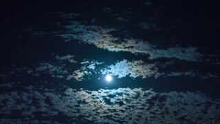 15 Minutes of Relaxing Piano and Tranquil Nightscapes