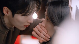 Bây giờ có thể thấy, 63 Zai đã bao nhiêu năm chưa từng yêu nhưng vẫn ngây thơ và dễ thương như vậy.