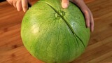 花24块钱买了一个西瓜，用刀劈开的那一瞬间，我该怎么办？