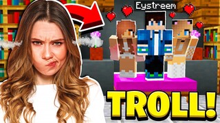 TROLLING MY GIRLFRIEND IN MINECRAFT!