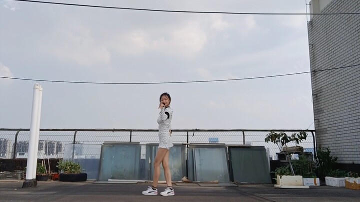 14岁一镜到底全曲翻跳POP！跳着跳着太阳就出来了