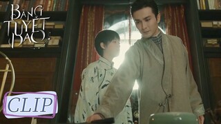 Clip Tập 9 Thẩm Chi Hoành cầm bút dạy Mễ Lam viết chữ! | Băng Tuyết Dao | WeTV