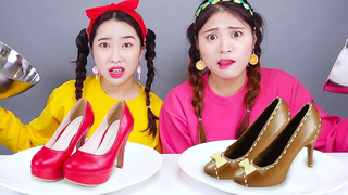 เรียล vs เยลลี่ช็อกโกแลตอาหารท้าทาย โดนา DONA Mukbang