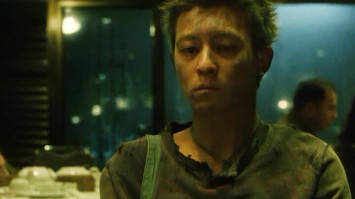 "From an emotionless dog to a human—Dog bites dog, Edison Chen's acting is at its peak"