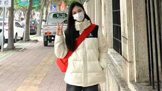 在郑州的小仙女 白天上班 晚上上班偶尔做点小生意