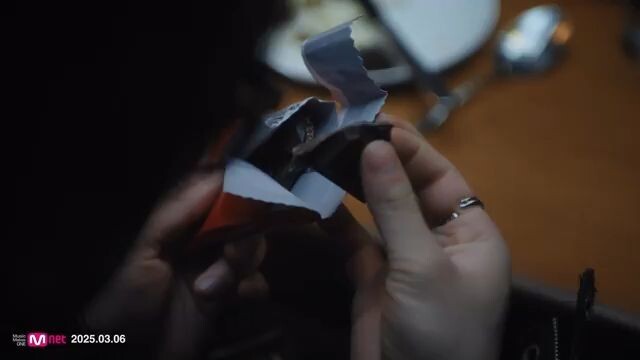 Stray Kids "Mixtape : dominATE" UNVEIL : TRACK "Burnin’ Tires (Changbin & I.N)"