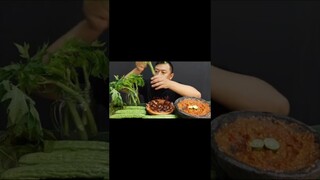 MAKAN LALAPAN BATANG PEPAYA MENTAH JENGKOL MENTAH PARE MENTAH TANPA NASI #mukbang #asmr