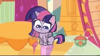 My Little Pony: Pony Life - Twilight Sparkle's stomach growl 1