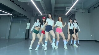【Kpop】ขาสวยกันทุกคน! เข้าสู่ฤดูร้อนด้วยการคลิกเพียงครั้งเดียว | เต้นรำแบบสุ่มเจิ้งโจว | ห้องฝึกซ้อม