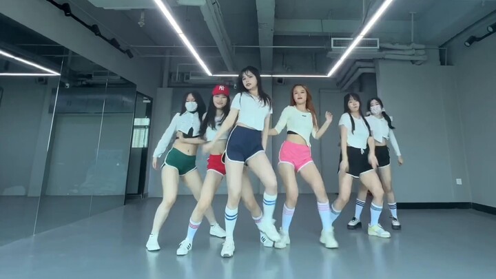 【Kpop】All legs! One click to enter summer｜Zhengzhou random dance｜Practice room