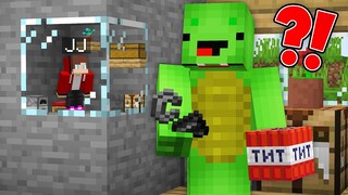 JJ became TINY and PRANKED Mikey with TINY SECRET BASE in Minecraft Challenge (Maizen Mazien Mizen)