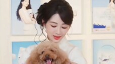 Tiểu Tử cũng phản đối, này piupiu, đừng nghe những bình luận ác ý, puipiu cùng chị gái đi làm hahaha