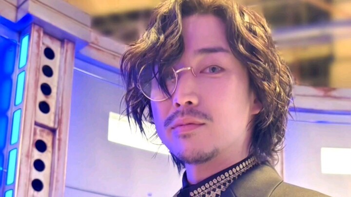 Kenta Kamagi (Kamen Rider Gothard Grion), tatapan Ge Liang membuatku sedikit takut