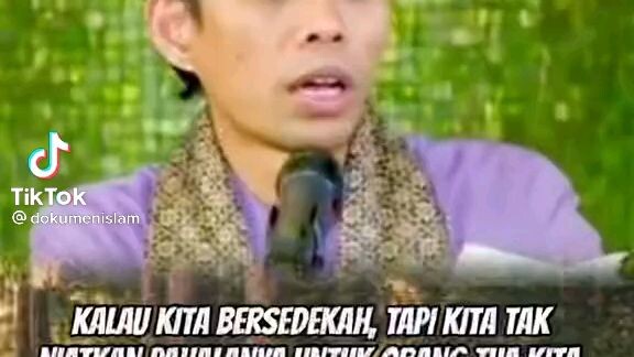 bersedekah...