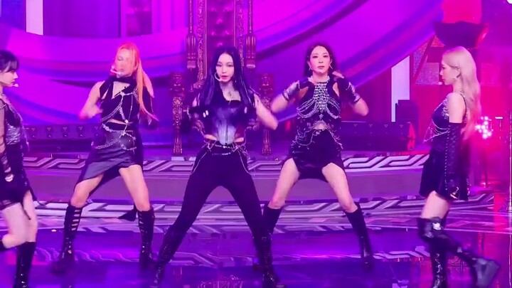 "Tentang fakta bahwa Es krim lebih cocok daripada lagu asli Step Back"