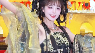 当汉服摇子跳极乐净土