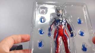 I bought the colorful Ultraman Zero at 430, Bandai! Can you release the colorful Titus first? ! !