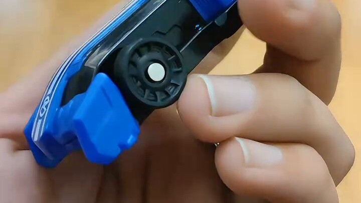 By the way, what was originally placed in the empty space? [DX Kamen Rider Deive Wild Tech Formula S
