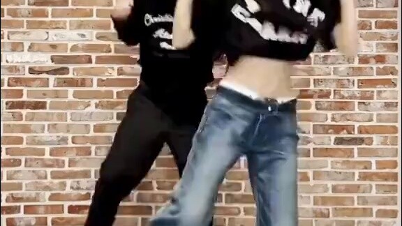 【Lisa Dance Challenge】 yg_treasure_tiktok updated Lisa related video