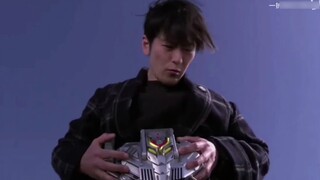 Malaikat Kecil Shinji: Apakah ini sabuk kelima dalam karir ksatria saya? Benar-benar penguntit tokus