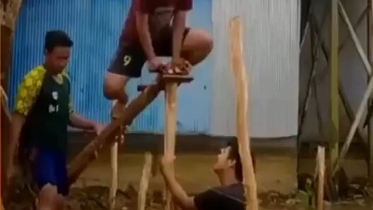 Muka kawan di Kira bola, asal tendang aja 🗿🤣