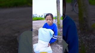 SHK - Cô gái khuyết tật - Disabled girl #shorts