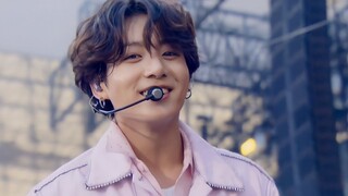 BTS Jungkook (방탄소년단) - Euphoria - Live Performance 4K HD - English Lyrics