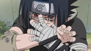 Sasuke vs Gaara - Exame Chuunin | Naruto