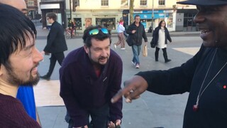 【Breaking】Met the local OG at a street performance in the UK!