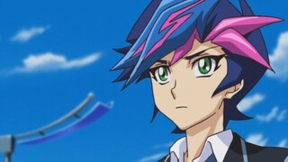 Protagonis paling penyendiri dari Yu-Gi-Oh!, dengan keterampilan kartu yang luar biasa tetapi kecerd