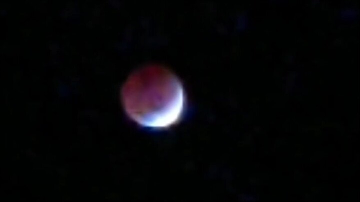 eclipse lunar em time lapse.