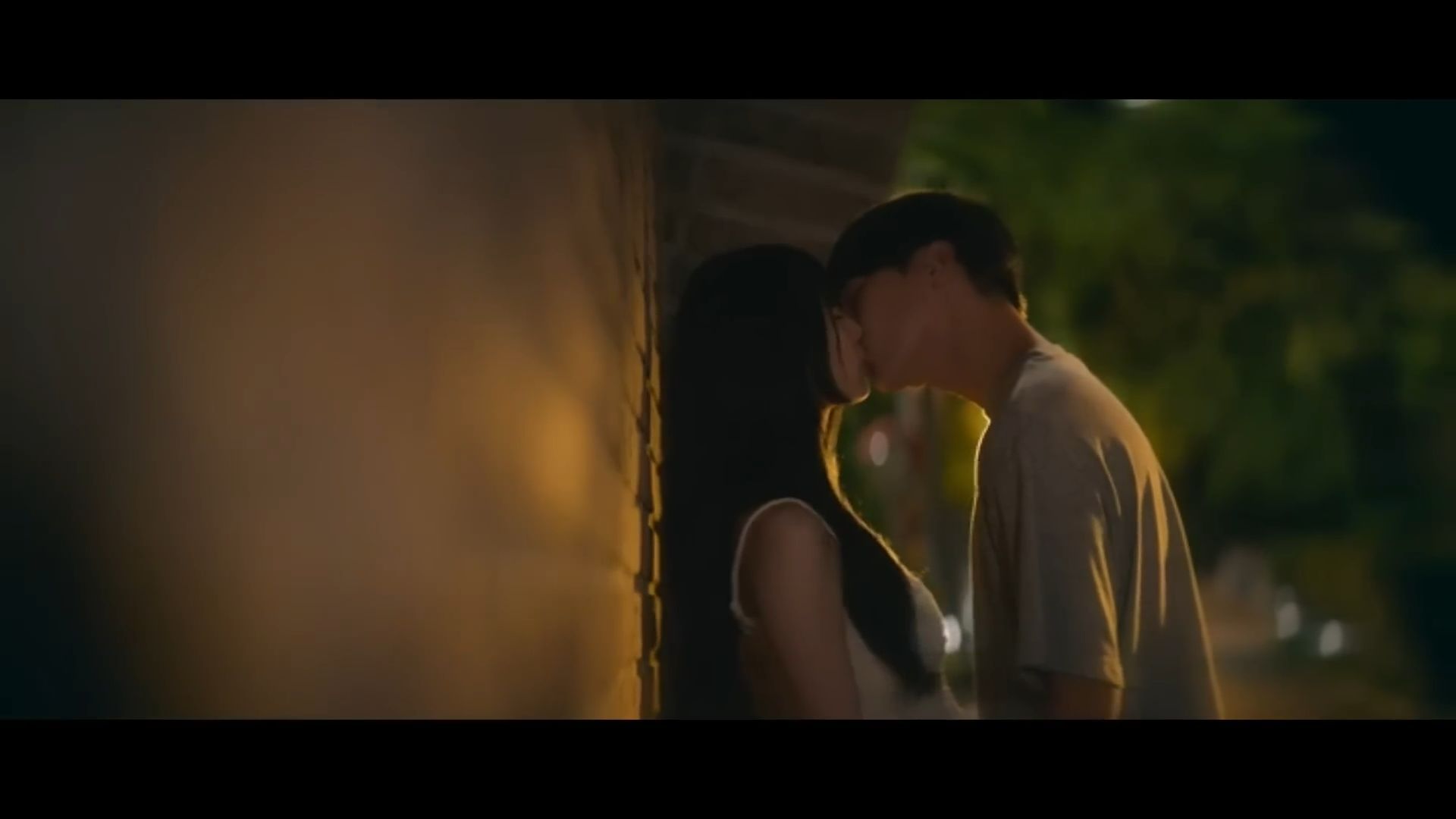 Doona!+_+Kiss+Scene+-+Doona+and+Won+joon+(Bae+Suzy+and+Yang+Se-Jong) -  BiliBili