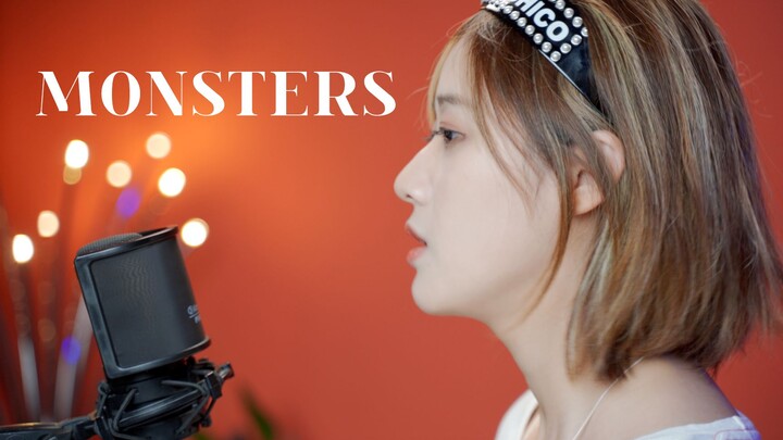 Cô nàng Tiểu Ninh Nhi hát cover bài "Monsters" trong phòng thu