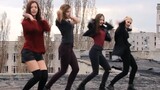 [BLACKPINK] สาว ๆ ยูเครน  เต้นเพลง PLAYING WITH FIRE 