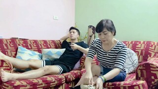 mẹ tôi ăn xôi kiểu :)) #meme