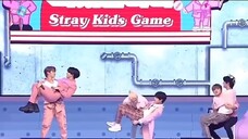 In the StrayKids game, putting two paper figures into a group is really hilarious.